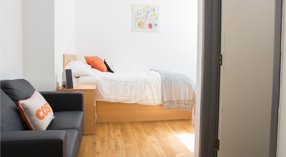 Gold Apartment